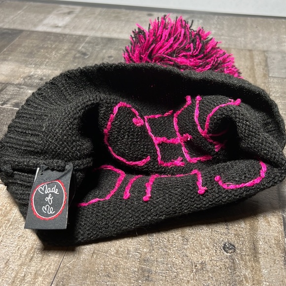 Made of Me Chic Geek Stocking Cap Black and Pink - Picture 5 of 5